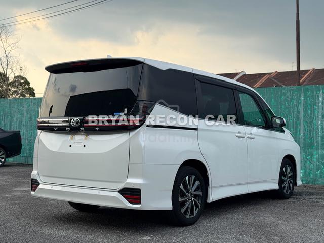 2023 Toyota VOXY 2.0 S-Z LOW MILEAGE - 4