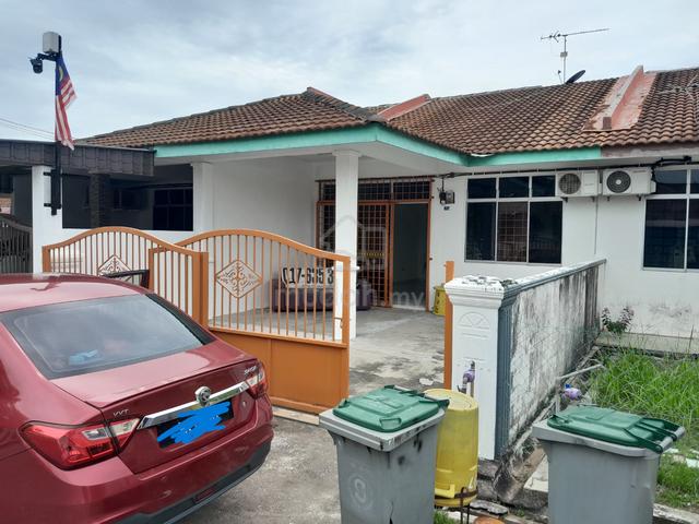 Nice family house near Batu Berendam 1