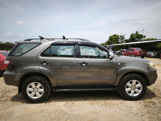 2009 Toyota FORTUNER 2.5 G KUN50R-NKMDHE FACELIFT - 5