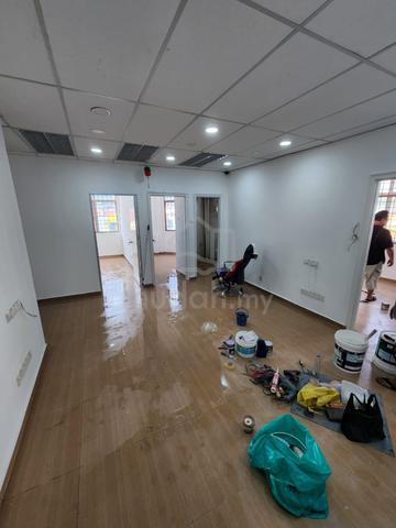 Batu Caves Centrepoint Level 2 Office For Rent, Reno, Move in Ready 1