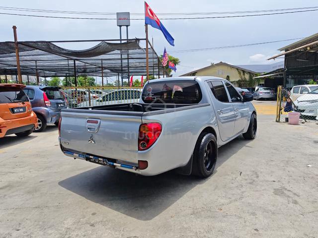 2013 Mitsubishi TRITON 2.5 (M) - 3