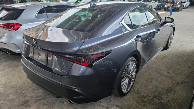 2021 Lexus IS300 2.0 4.5Grade Sunroof - 3