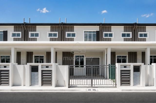 [Full Loan 100%] Double Storey - Jalan Kebun Baru. Near Rimbayu 1