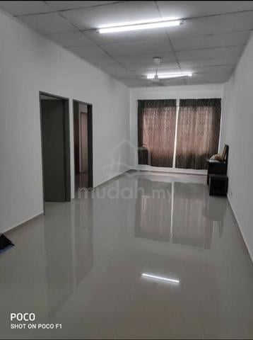 Jelutong Apartment @ Selayang Heights 1