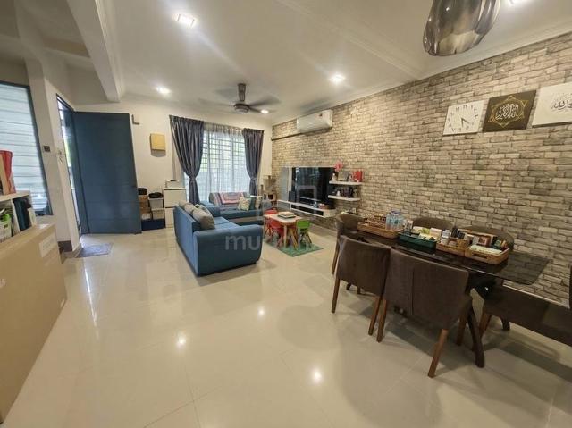 FREEHOLD NEAR TO SURAU Double Storey Bandar Ainsdale Seremban 2 RENO 1