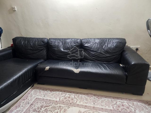 Sofa L-Shape Hitam 9.5 Kaki – Kukuh & Selesa  - photo 3 of 6