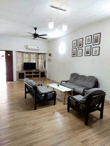 SEMI-D Single Storey at Lintang Pantai Jerjak 1