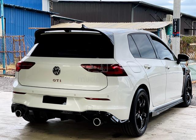 2023 Volkswagen GOLF MK8 GTI 2.0 (A) - 4