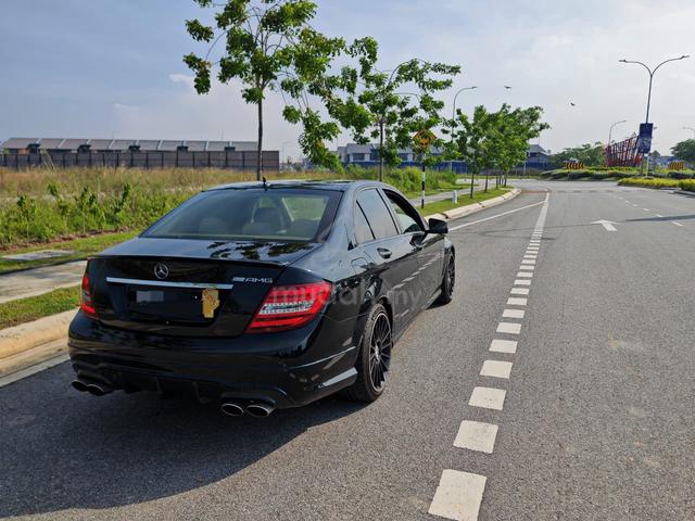2011 Mercedes Benz w204 AMG C200 CGI BlueEFCY - 2