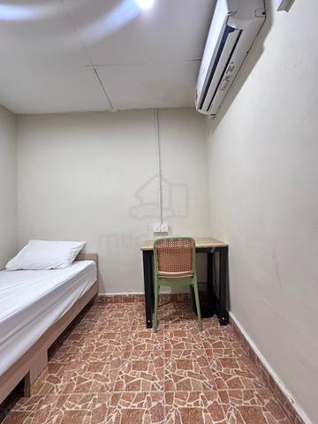 EARLY BIRD OFFER 🔊 2 mins to NU Sentral Room for Rent @ Brickfields 5