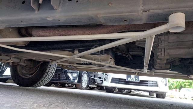 2016 Isuzu D-MAX 2.5 FACELIFT (A) 4X4 SERVICES RC - 5