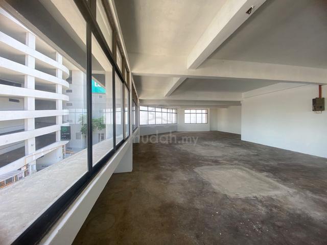 Corner Lot (2nd floor) For Rent at Alor Setar Town (Aman Central) 1