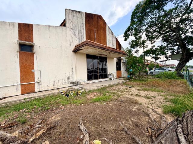 Corner Lot Taman Srin Indah Jalan Putra 1