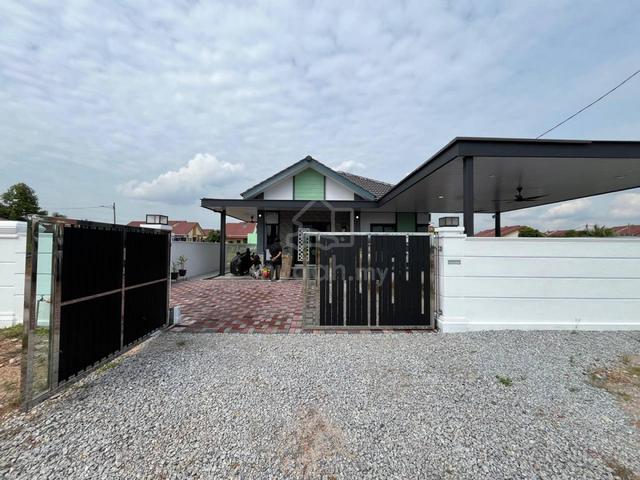 Banglo Setingkat, Taman Rambai Tengah, Bukit Rambai, Melaka 1