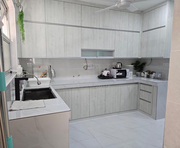 Pearl Avenue 1