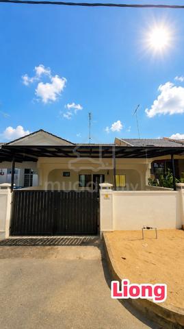 Full Loan Free Stamping Sri Putri Kulai fully renovated 3B2B 22x70 new 1
