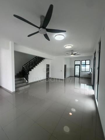 Senadi Hills / Iskandar Puteri / Second Link / Partial Furnished 1