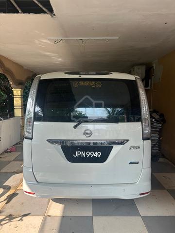 2013 Nissan SERENA 2.0 S-HYBRID HIGHWAY STAR - 2