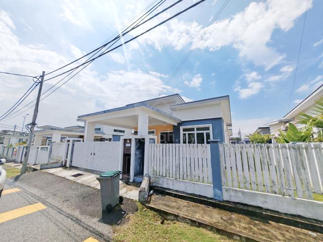 TERMURAH & NEGO Single Storey Bungalow Senawang Perdana Seremban 1