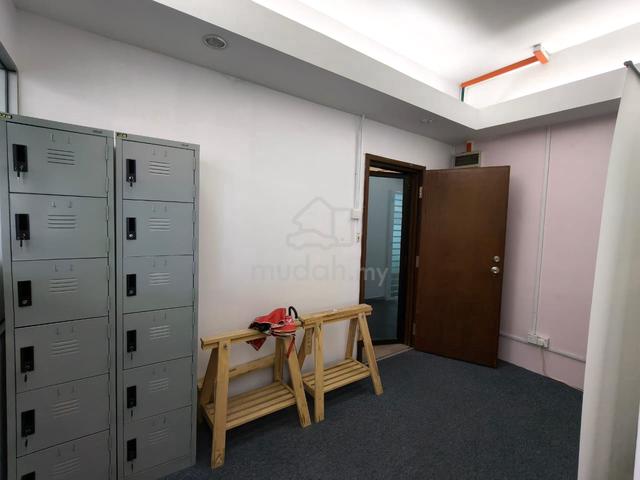 Gurney Tower Office Space Lot 665SF Pulau Tikus Georgetown For Rent 1