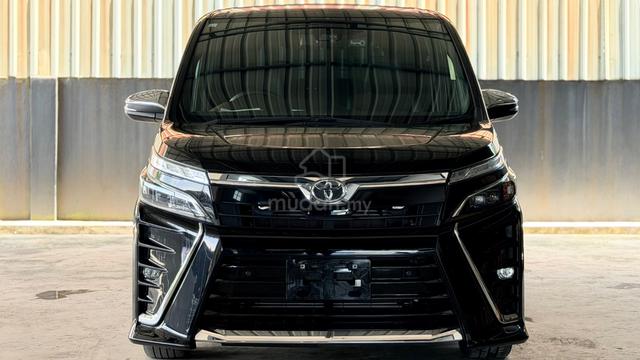 2021 Toyota VOXY 2.0 ZS KIRAMEKI III (A) - 1