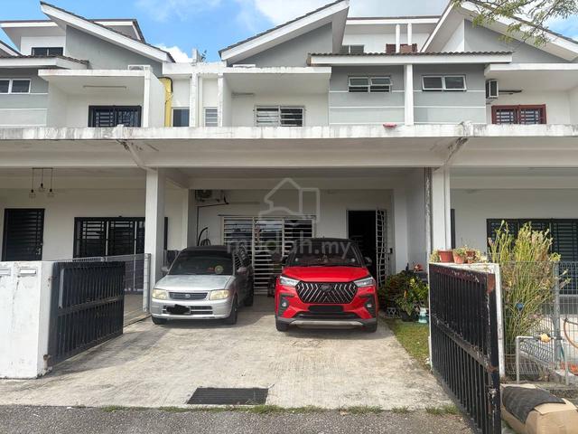 {RUMAH FAMILY AREA}{SUBSALE BAWAH RM500K} Jalan YPJ 2/1, Taman YPJ 1