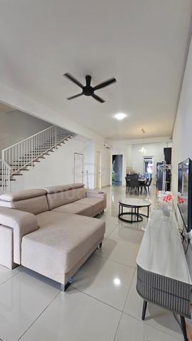 Viluxe Premium Terrace Fully Furnished 4bed 3bath batu kawan 1