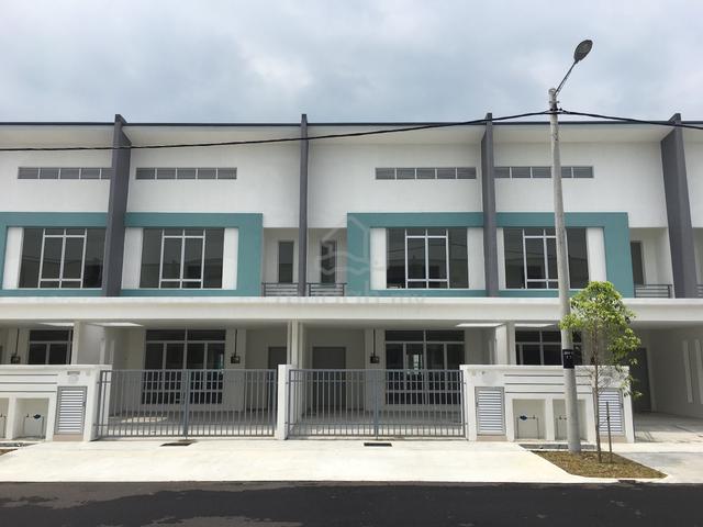 Taman Suria Warisan, Kota Warisan, KLIA, Sepang 1