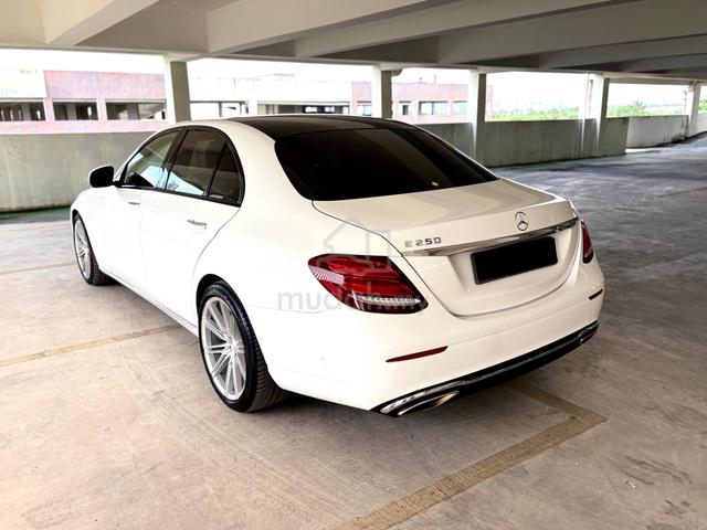 2016 Mercedes Benz E250 AVANTGARDE (CBU) 2.0 (A) - 2