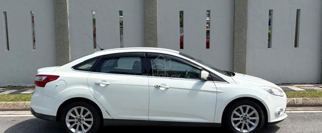 Ford FOCUS GHIA 2.0(A)Ti-VCT TITANUM PREMIUM LUXUR - 3