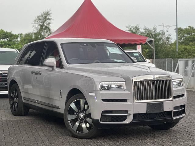 2023 Rolls Royce CULLINAN AWD 6.75 V12 Japan Spec - 1