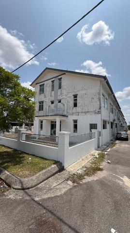Acacia Taman Pulai Mutiara 2.5 Storey Terrace House Landed Corner Lot 1