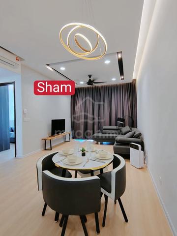 Queens Residences Q1 @ Queens Waterfront 1