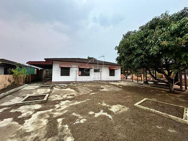 CORNER LOT Single Storey Bungalow Taman Desa Kaloi Ulu Yam Baru 1