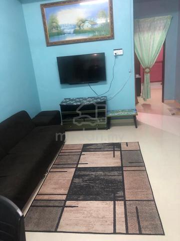 Rumah sewa gong badak 1