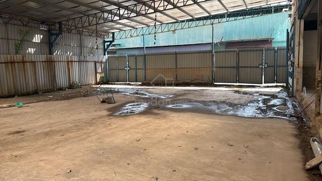 warehouse factory @ usj subang for rent 1