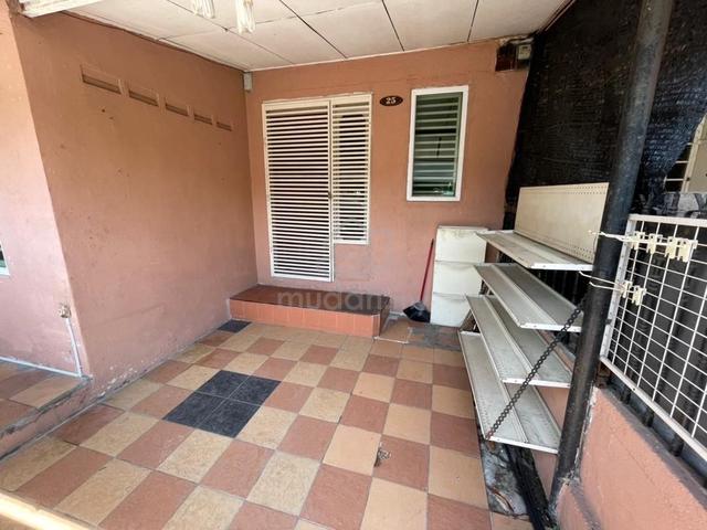 Single Storey Taman Salak Jaya Salak Selatan Kuala Lumpur 1