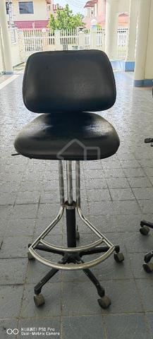 Pair of black drafting bar stools with wheels - photo 2 of 6