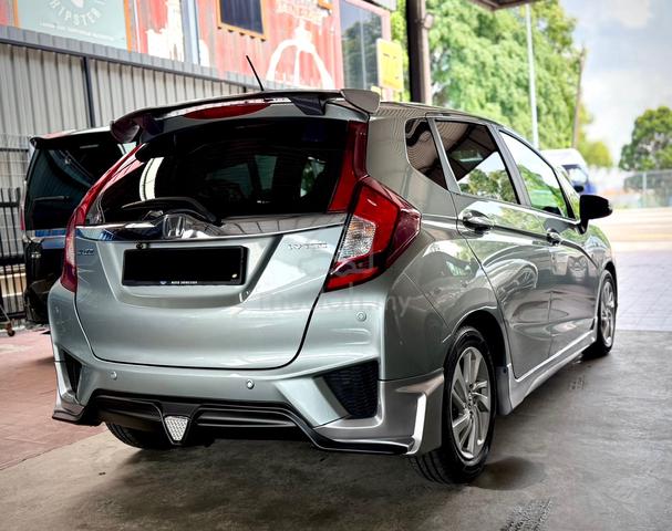 2016 Honda JAZZ 1.5 E (A) - 5