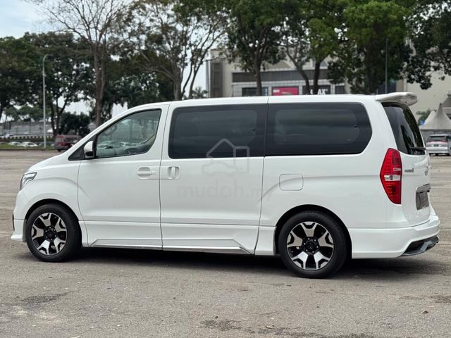 2019 Hyundai GRAND STAREX 2.5 ROYALE FACELIFT (A) - 2
