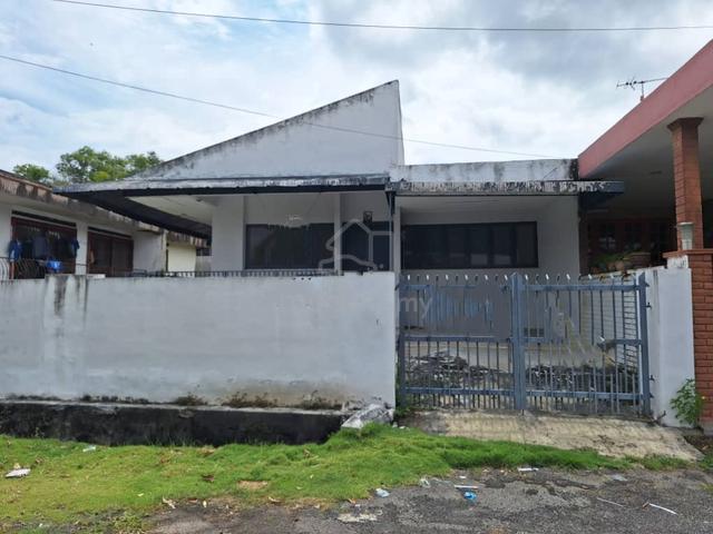 Below BV Single Storey Semi-D for Sale Ayer Keroh Heights 1