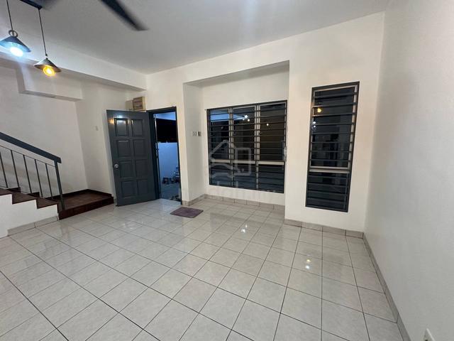 Setia Impian 4 New Paint New House 1