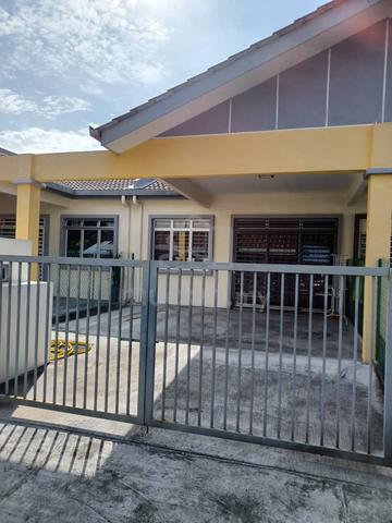 Rumah Teres Taman Merbah untuk disewa 1