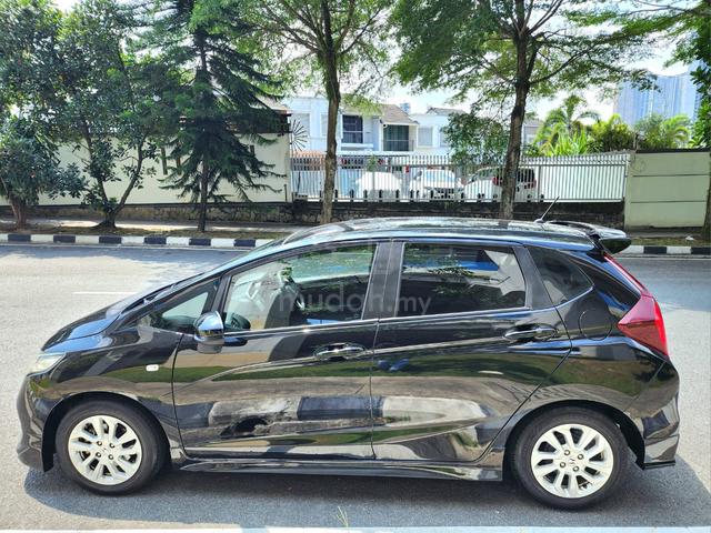 CLEAR STOCK 🔥 Honda JAZZ 1.5 E FULON 3 YRS WARANT - 4