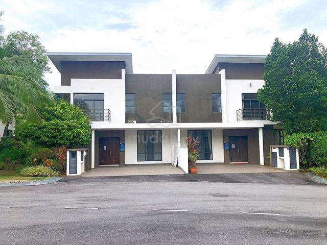 Double Storey Semi-D Diamond Residence Semenyih – Freehold 5,112sqft 1