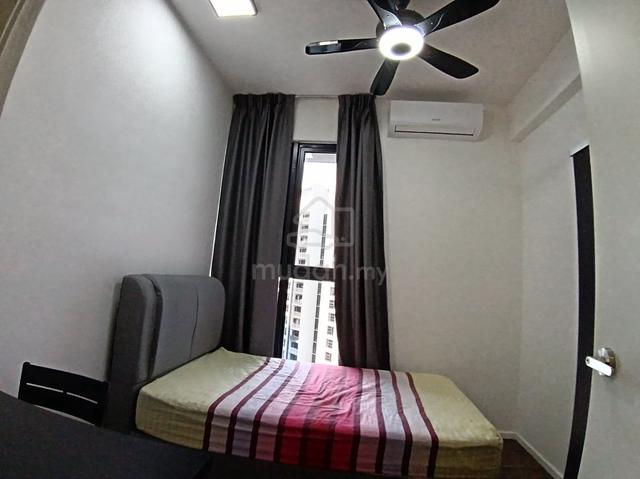 Few Rooms To Let with Car Park or Private Toilet Kota Kemuning Rimbayu 1