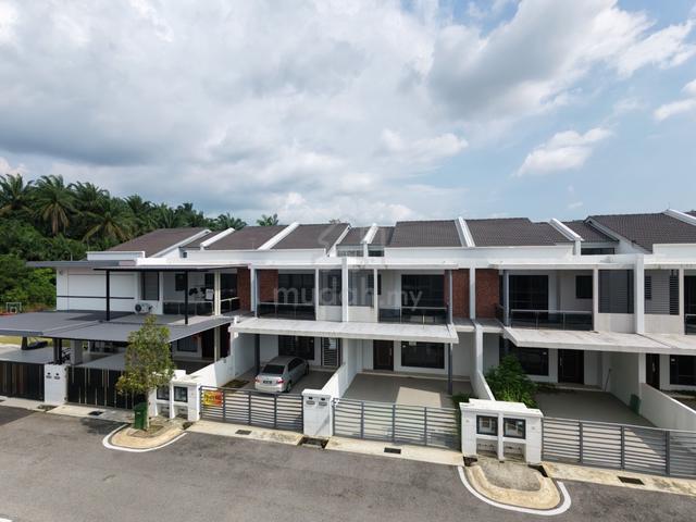 Jasa Intan Garden Superlink @Alma Double Storey Long Backyard Forsale 1