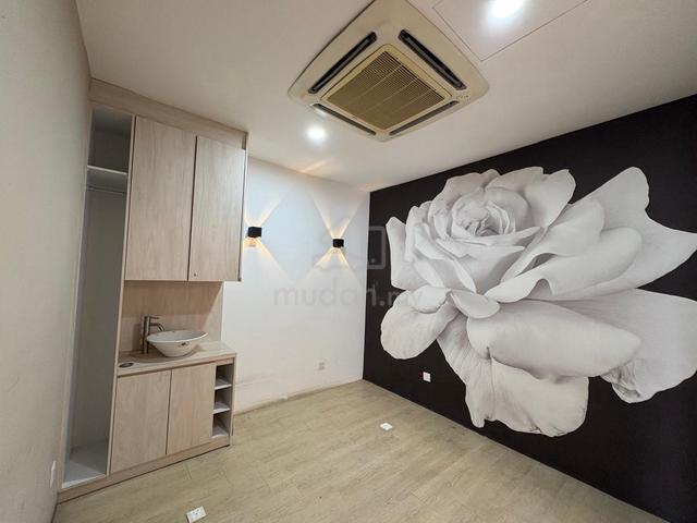 Prime Main Road Commercial Bungalow For Rent At Jalan Maarof Bangsar 1