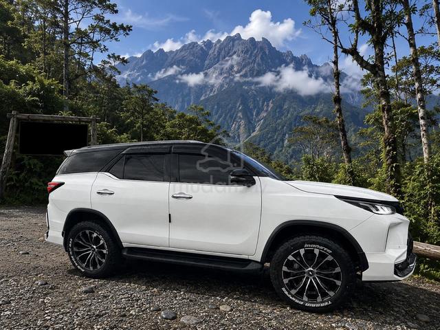 2021 Toyota FORTUNER 2.8 VRZ MY21 (A) - 4