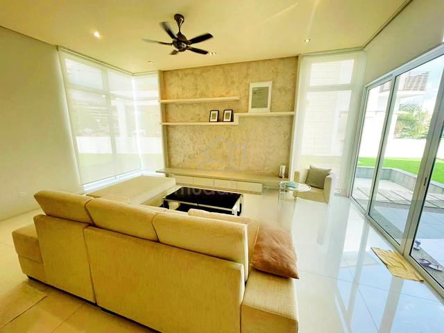 Nice 3sty Bungalow Sunway Rydgeway Melawati (Renovated Unit) montana 1